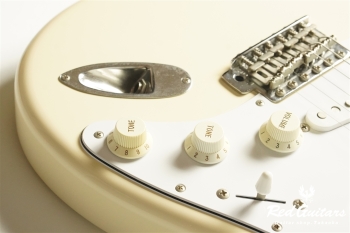 ST-STD - Vintage White